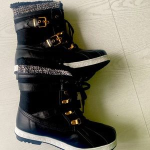 Shoe dazzle winter boots. Never used, no original box or tags.